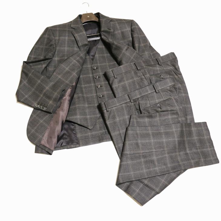大きいサイズ メンズ スーツ 新品 秋冬 グレー ベージュ杢 チェック柄 ３つボタン段返り ベスト パンツ２本付き 4ピース ビジネス スーツ |  | 05