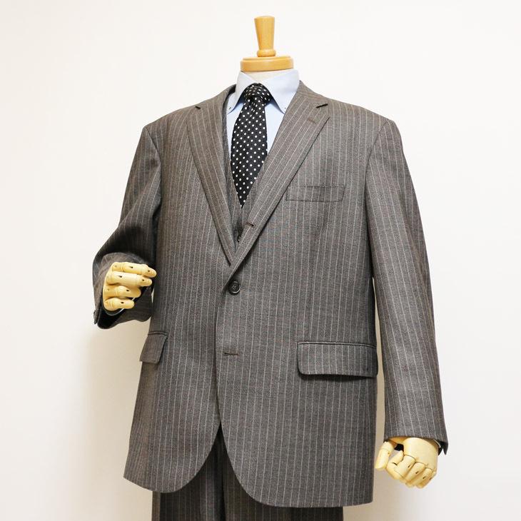 大きいサイズ メンズ スーツ 新品 秋冬 やや淡灰グレー杢 ぼんやり茶 11.5mmストライプ ３つボタン段返り ベスト パンツ２本付き 4ピース ビジネス スーツ |  | 03