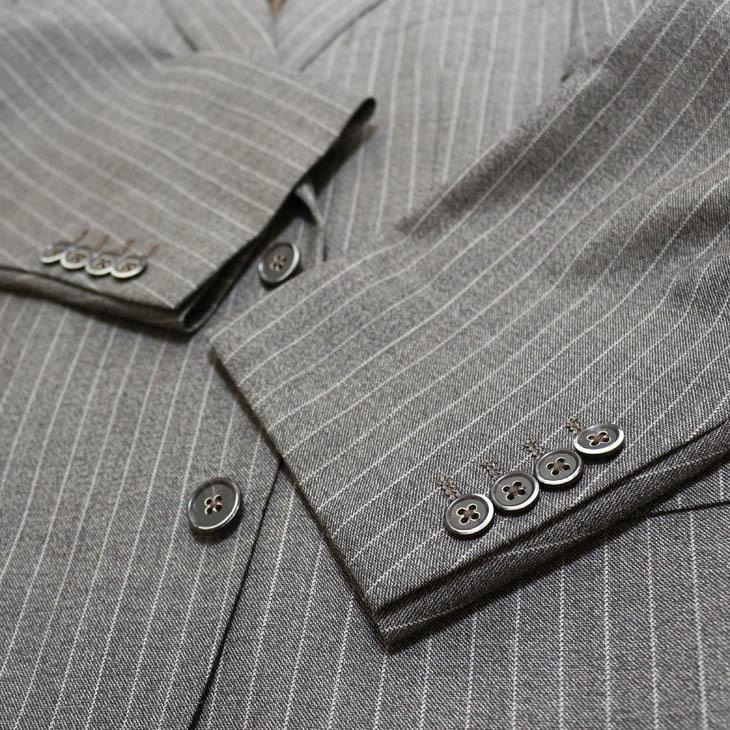 大きいサイズ メンズ スーツ 新品 秋冬 やや淡灰グレー杢 ぼんやり茶 11.5mmストライプ ３つボタン段返り ベスト パンツ２本付き 4ピース ビジネス スーツ |  | 07