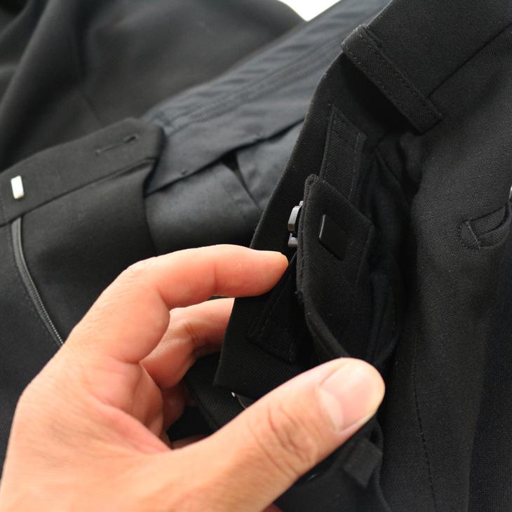 礼服 スーツ メンズ 新作 通年 西川毛織 オールシーズン 黒無地 国内染め 2WAYストレッチ ウエスト調整±6cm可能 2つボタン フォーマル やや細め型 (A/AB/BB体) |  | 15