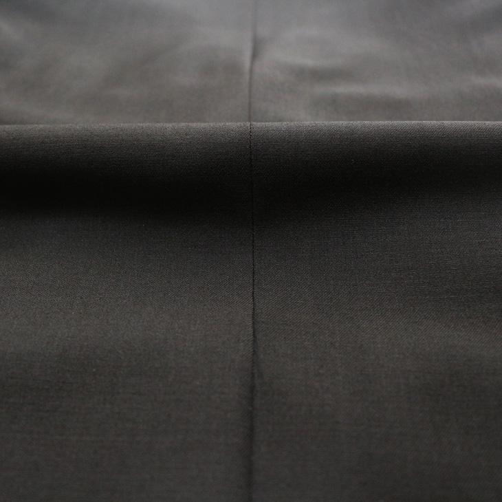 礼服 スーツ メンズ 新作 通年 西川毛織 オールシーズン 黒無地 国内染め 2WAYストレッチ ウエスト調整±6cm可能 2つボタン フォーマル やや細め型 (A/AB/BB体) |  | 17