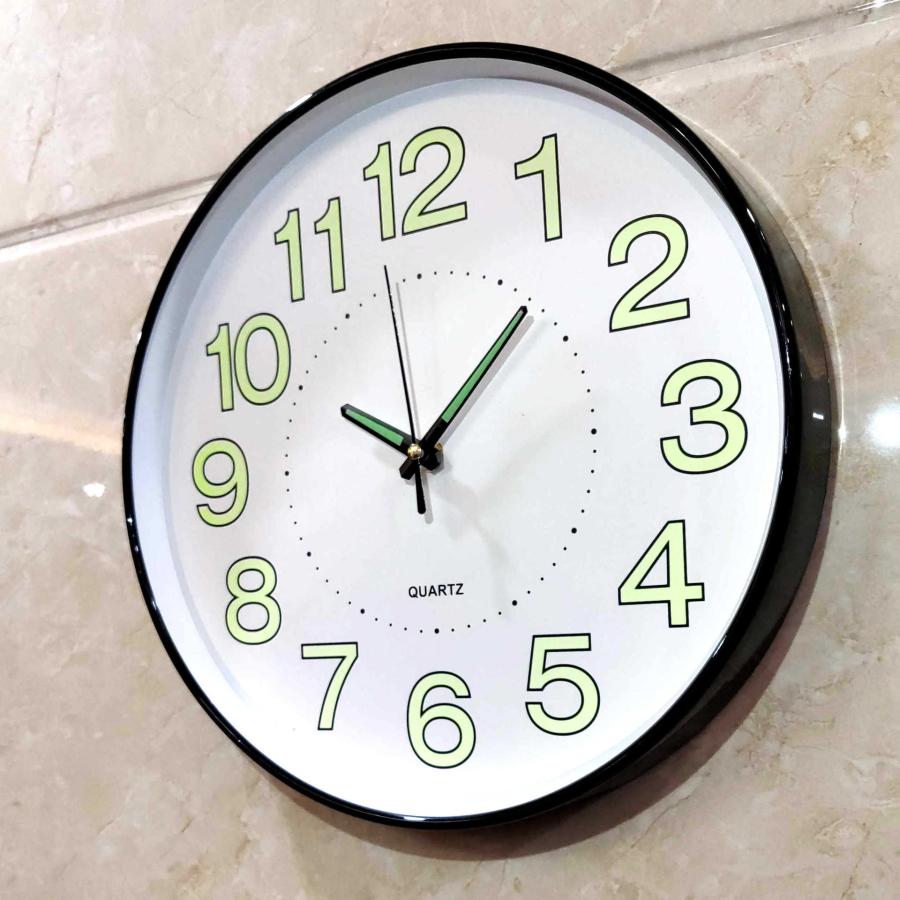 夜光 軽量 壁掛け時計 静音 デジタル 夜光る 掛け時計 ウォールクロック 見やすい 夜でも見える 蓄光塗料 静か PVC おしゃれ 非電波 直径30 |  | 01