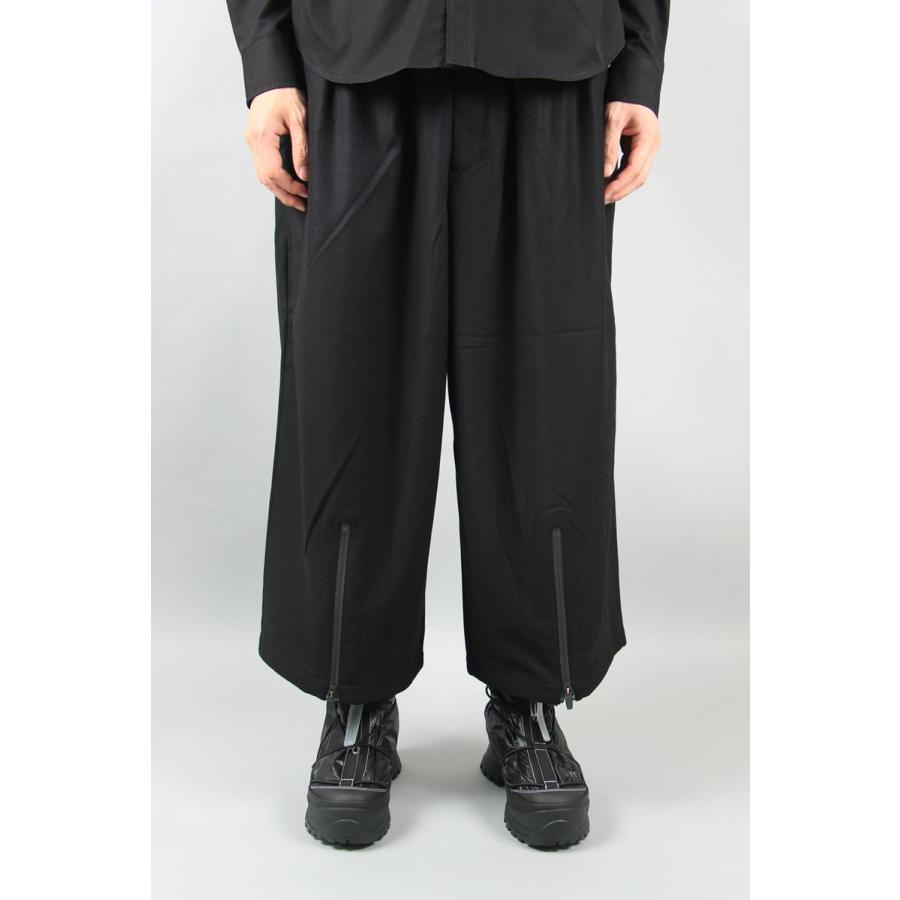 y3 cropped pants