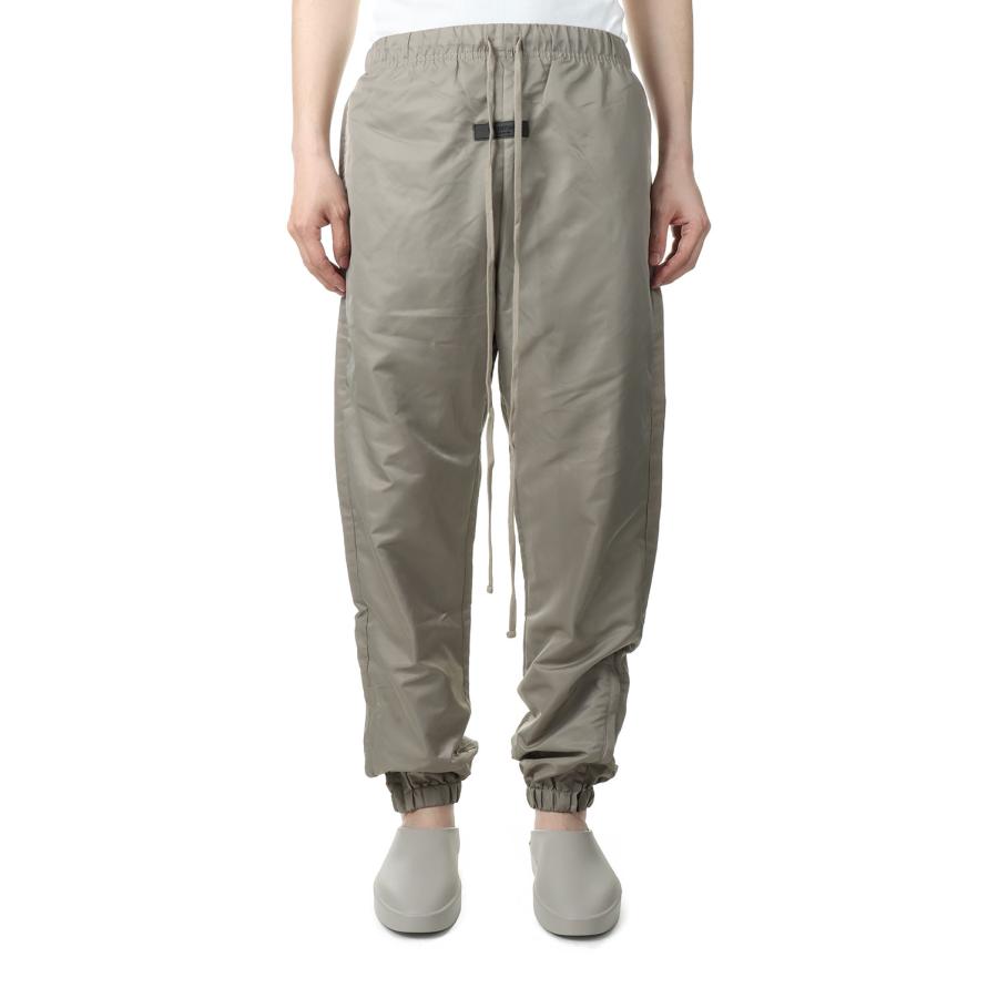 TRACK PANT / DESERT TAUPE(130BT212161F) ESSENTIALS(エッセンシャルズ) |  | 01