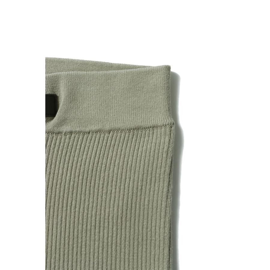 【P5倍 / SALE】Sport Short -SEAL (160BT225083FW) ESSENTIALS -Women-(エッセンシャルズ) |  | 03