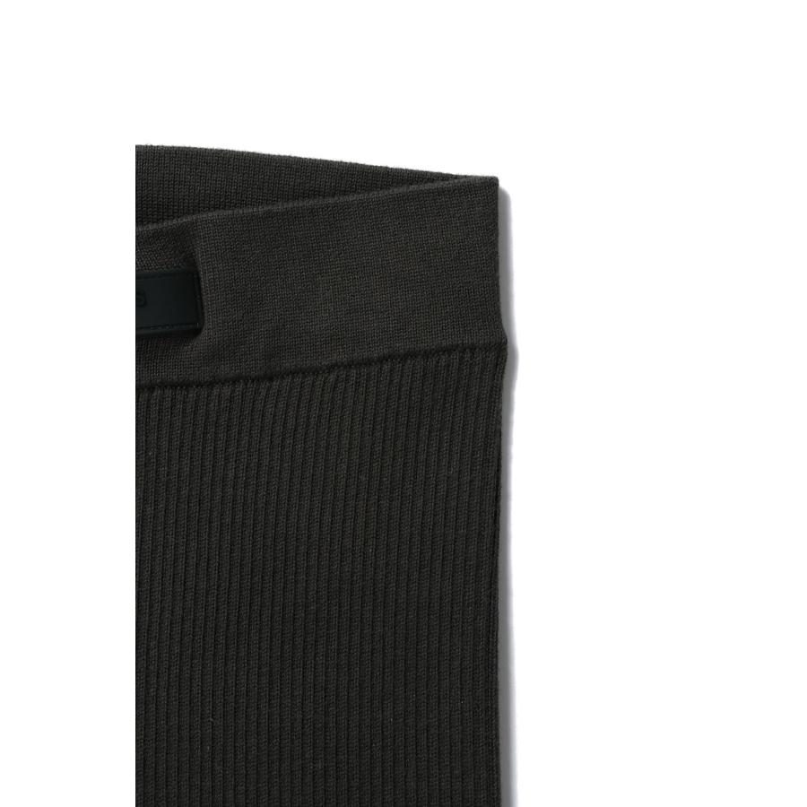 【P5倍 / SALE】Sport Short -OFF BLACK (160BT225080FW) ESSENTIALS -Women-(エッセンシャルズ) |  | 02