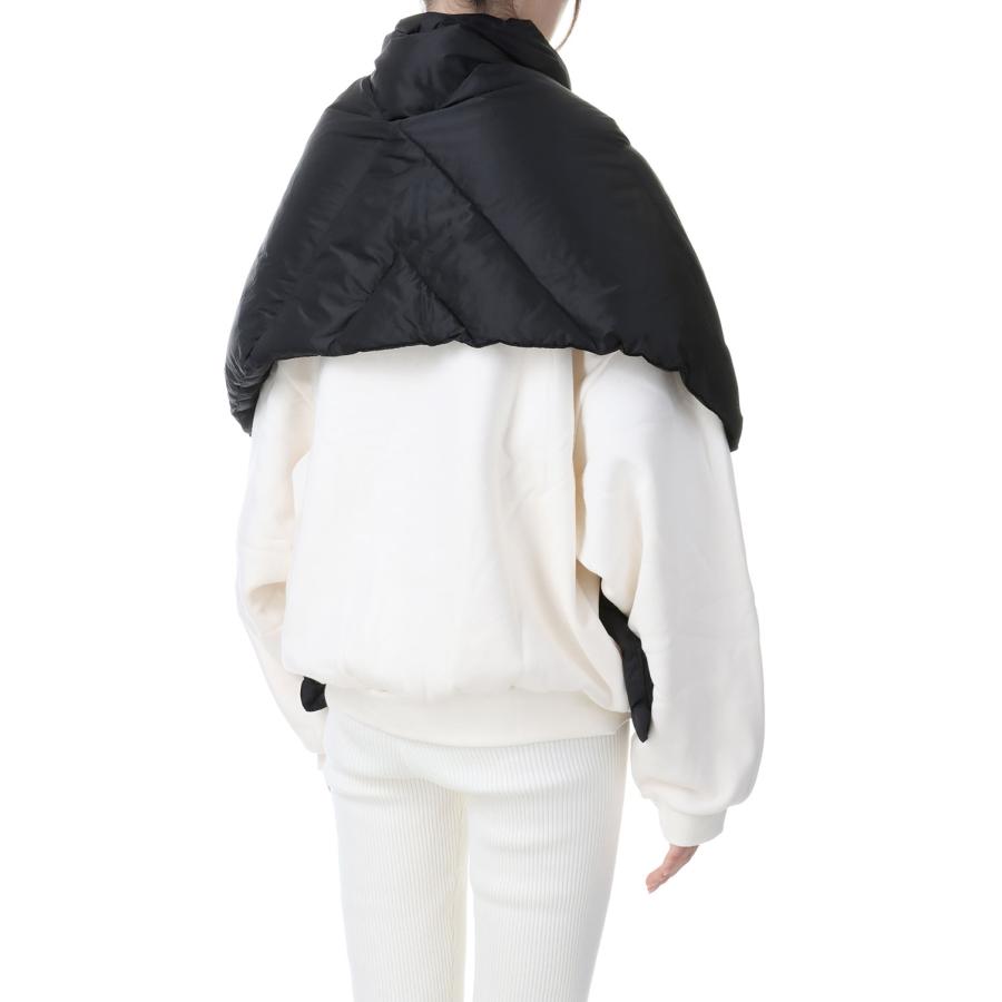 LIGHT DOWN HALF BLANKET -BLACK (YU01202 ) Y(dot) BY NORDISK -Women-(ワイ ドット バイ ノルディスク) |  | 02