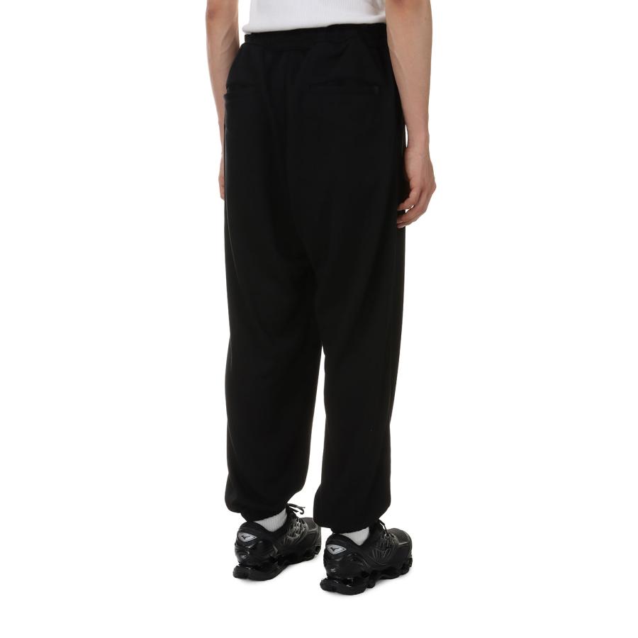 DAIWA PIER39 TECH SWEAT PANTS - BLACK (BP-56024) PIER39