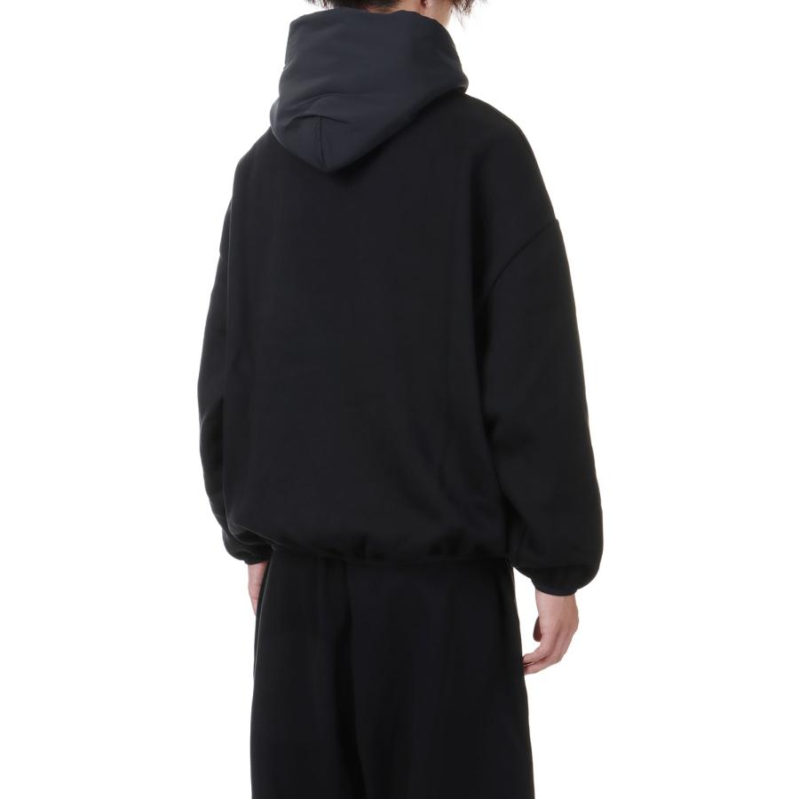 【P2倍 / SALE】NYLON FLEECE HOODIE/ BLACK/BLACK(202SU244310F) ESSENTIALS(エッセンシャルズ) |  | 02