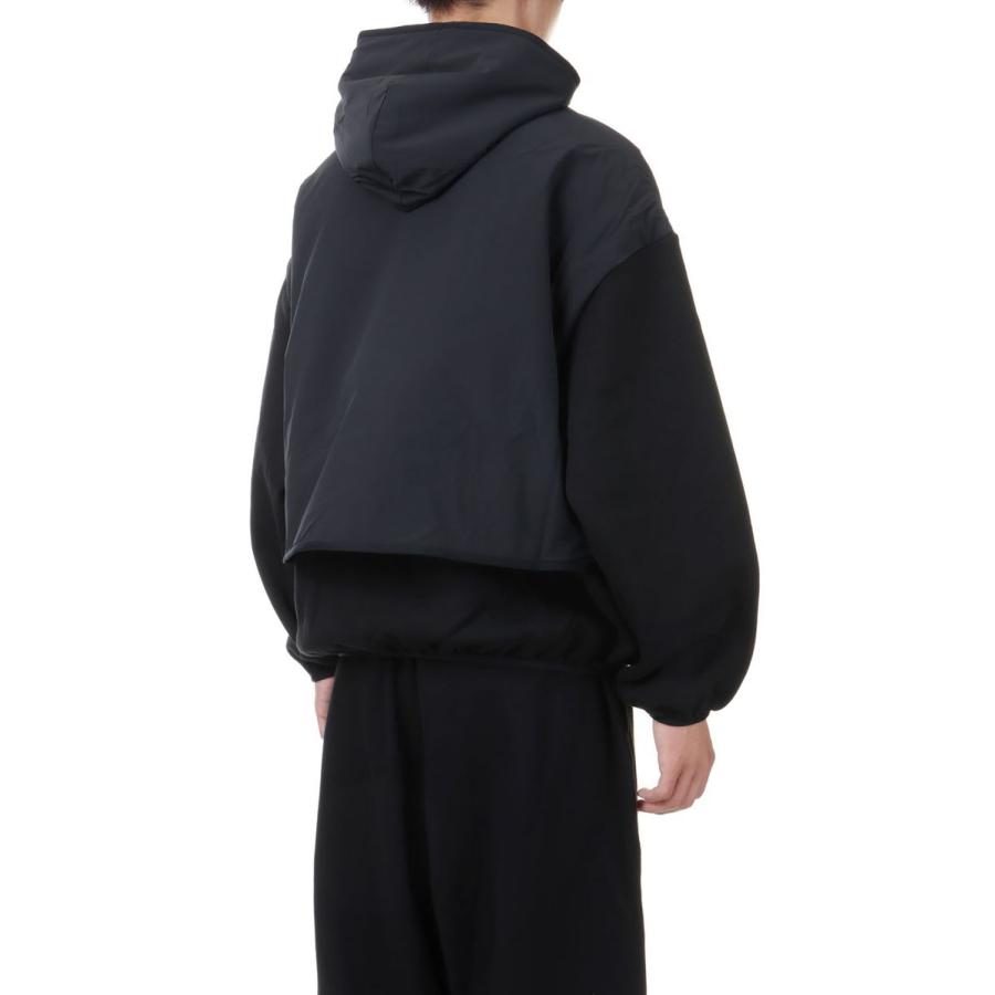 【P2倍 / SALE】NYLON FLEECE HOODED SWEATER/ BLACK/BLACK(202SU244320F) ESSENTIALS(エッセンシャルズ) |  | 02