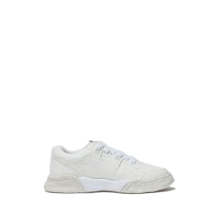 PARKER original sole canvas low sneaker  / WHITE（A08FW704）* MIHARA YASUHIRO(ミハラ ヤスヒロ) | MAISON MIHARA YASUHIRO | 01