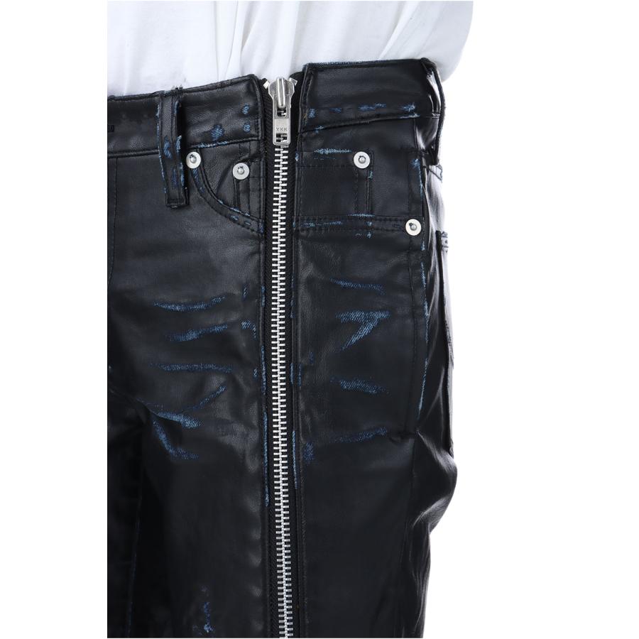 P5倍 / SALE】LEATHER COATING DENIM ZIP PANTS - BLACK (25SS13PT302