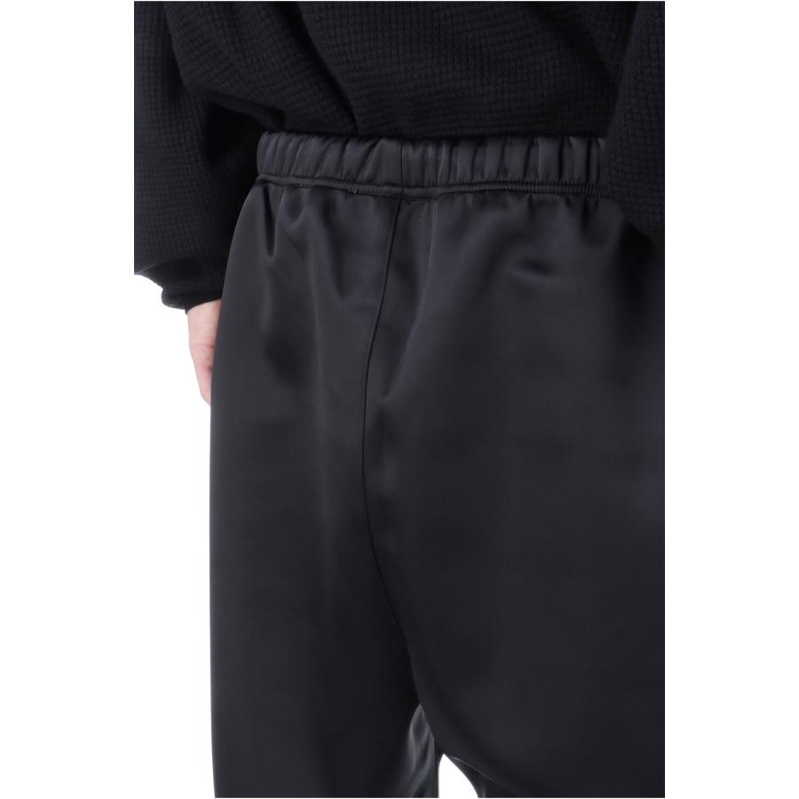 【P2倍 / SALE】Bonded Satin Relaxed Track Pant / Jet Black (130SP258210F) ESSENTIALS(エッセンシャルズ) |  | 03