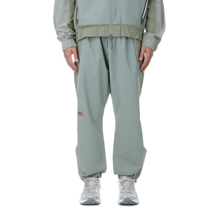 【P5倍 / SALE】TONAL TECH JOGGER by UMBRO / Earth Grey (25SS-MS3-020) MAGIC STICK(マジックスティック) | MAGIC STICK