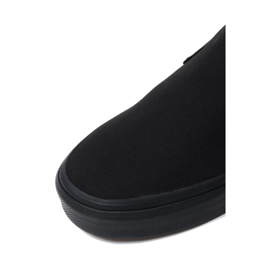 UA Classic Slip-On / BLACK/BLACK (VN000EYEBKA) Vans(ヴァンズ) |  | 05