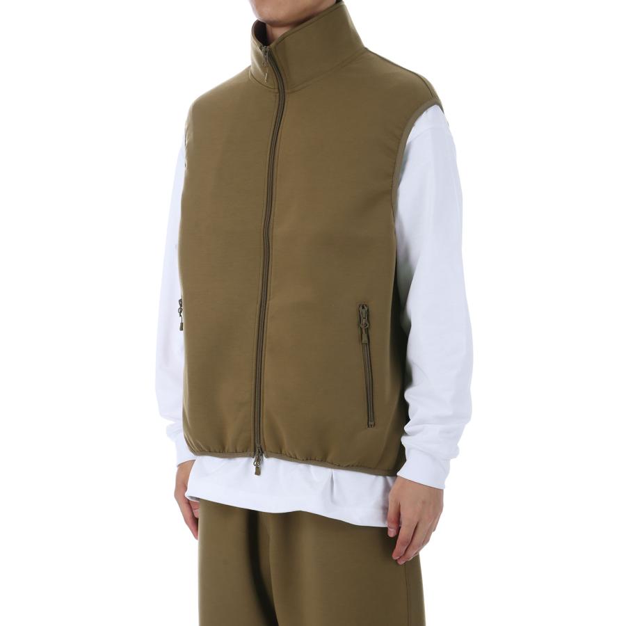 【P5倍】TECH SCUBA KNIT STAND COLLAR VEST - COYOTE (BE-61025W) DAIWA PIER39(ダイワ ピア39) | DAIWA PIER39 | 01