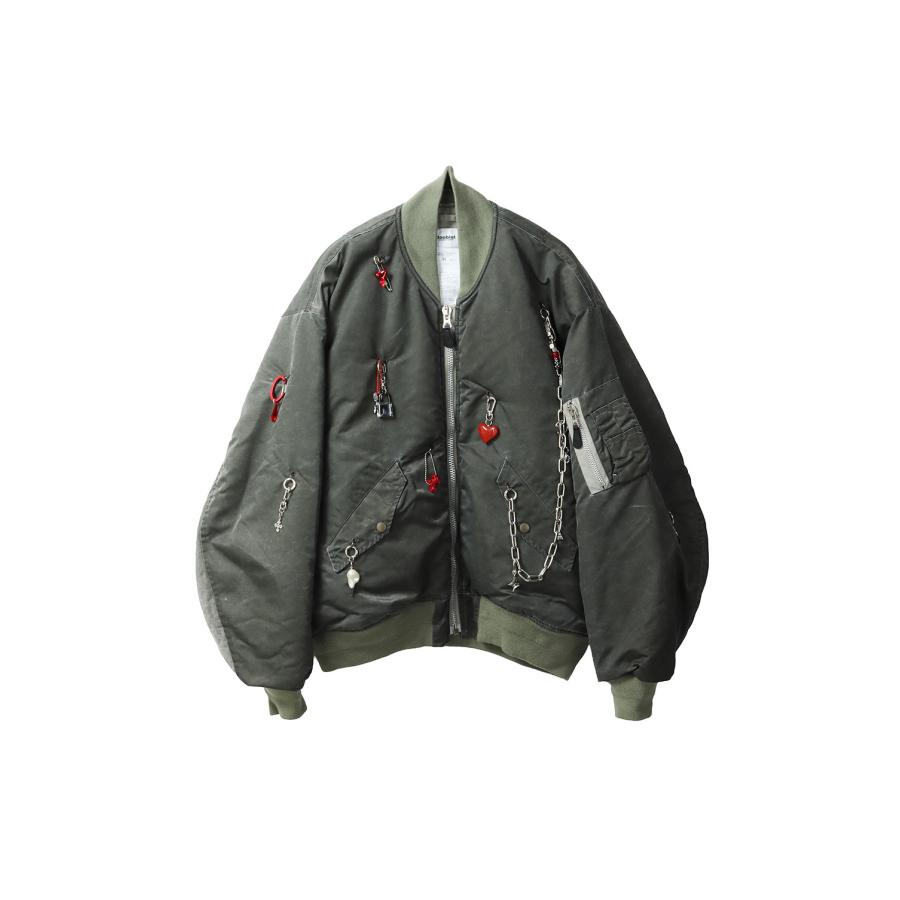 KEY CHAIN DECORATED BOMBER JACKET - KHAKI (25AW18BL223) doublet