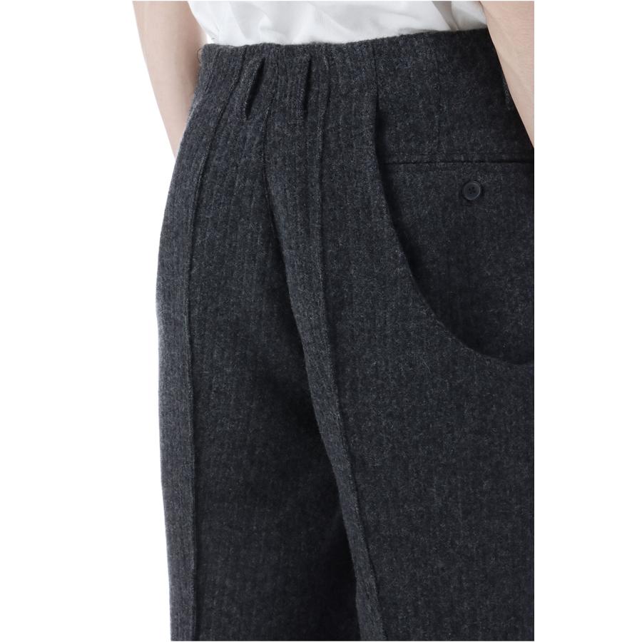 S CURVED UTILITY CAPRI TROUSERS - CHARCOAL (NF252P02) NVRFRGT(ネヴァーフォーゲット) |  | 05