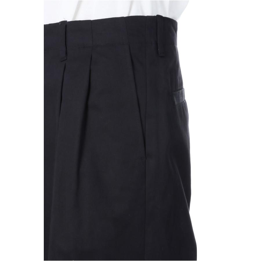 universal products ワイドチノ　2 UNIVERSAL PRODUCTS (ユニバーサルプロダクツ) 2TUCK WIDE CHINO