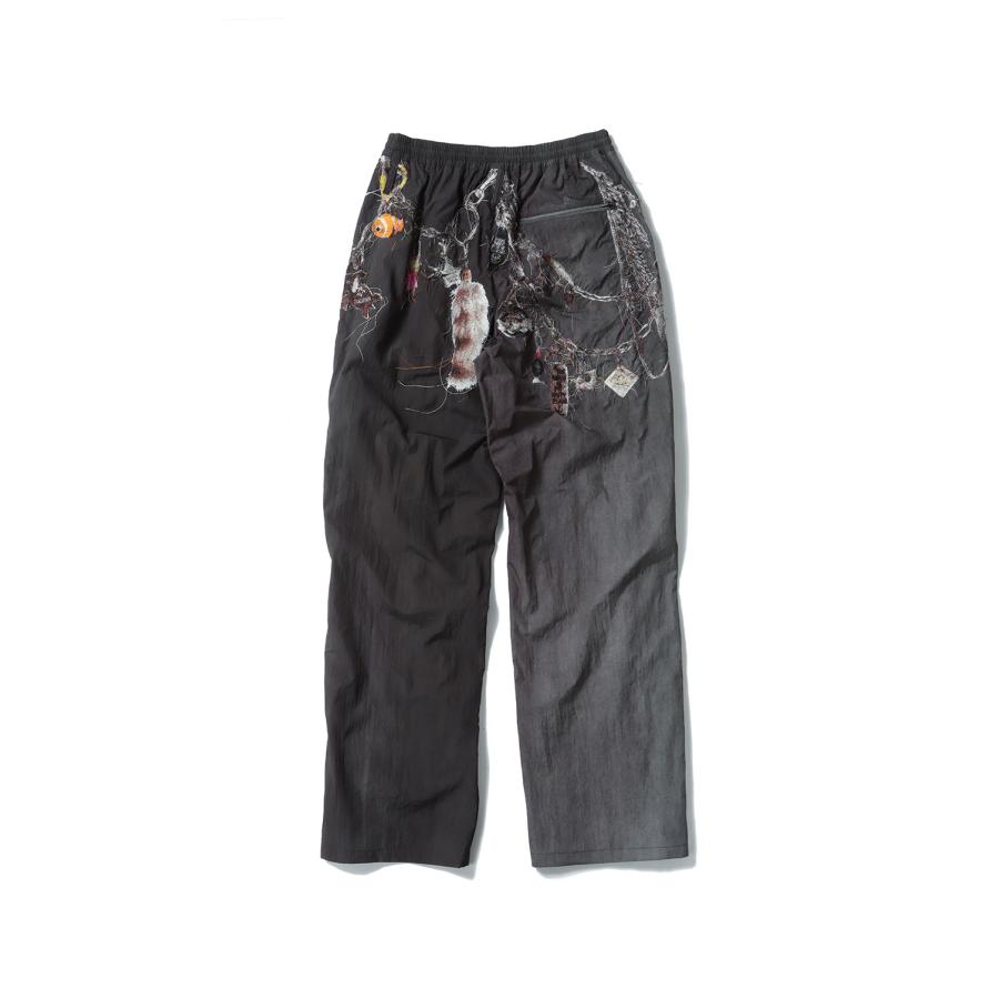 EMBROIDERED CHAIN TRACK PANTS - CHACOAL (26SS22PT354) doublet(ダブレット) |  | 01