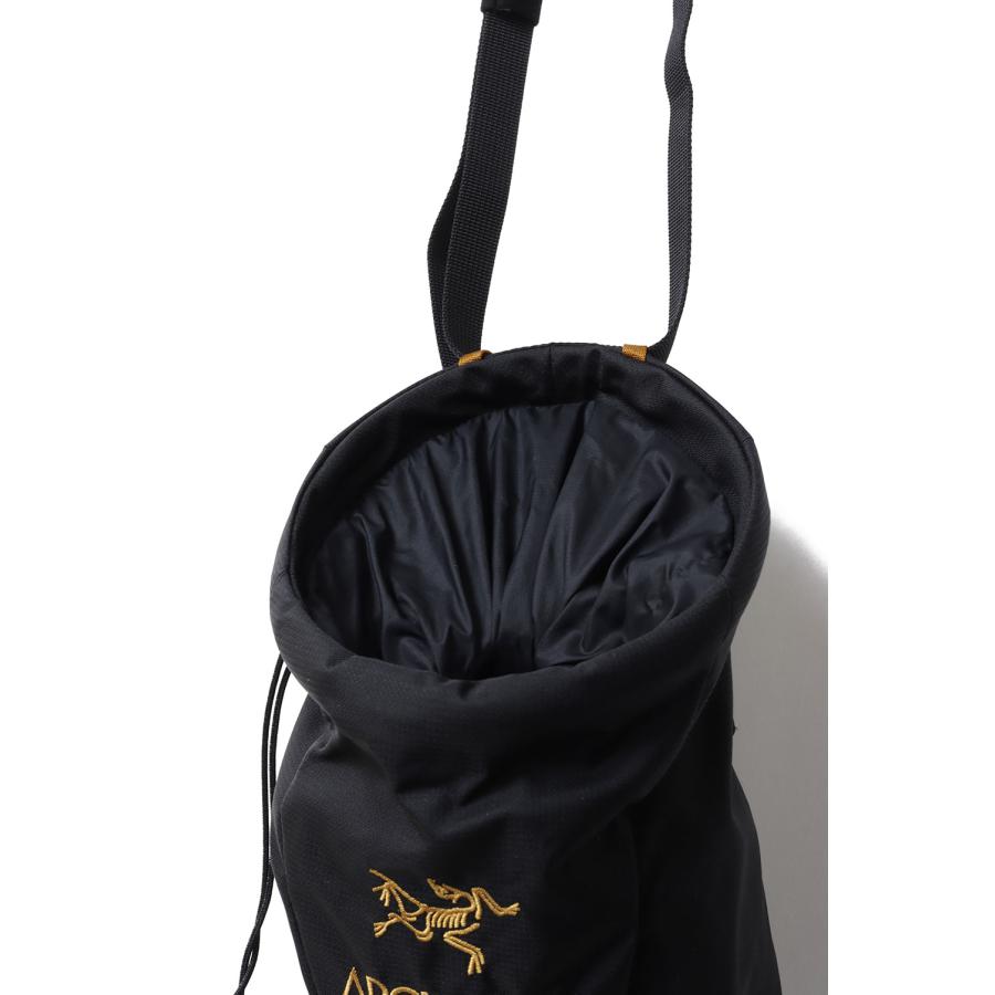 Ion SL Chalkbag - 24K Black (X00001036401) Arc’teryx(アークテリクス) | ARC'TERYX | 03