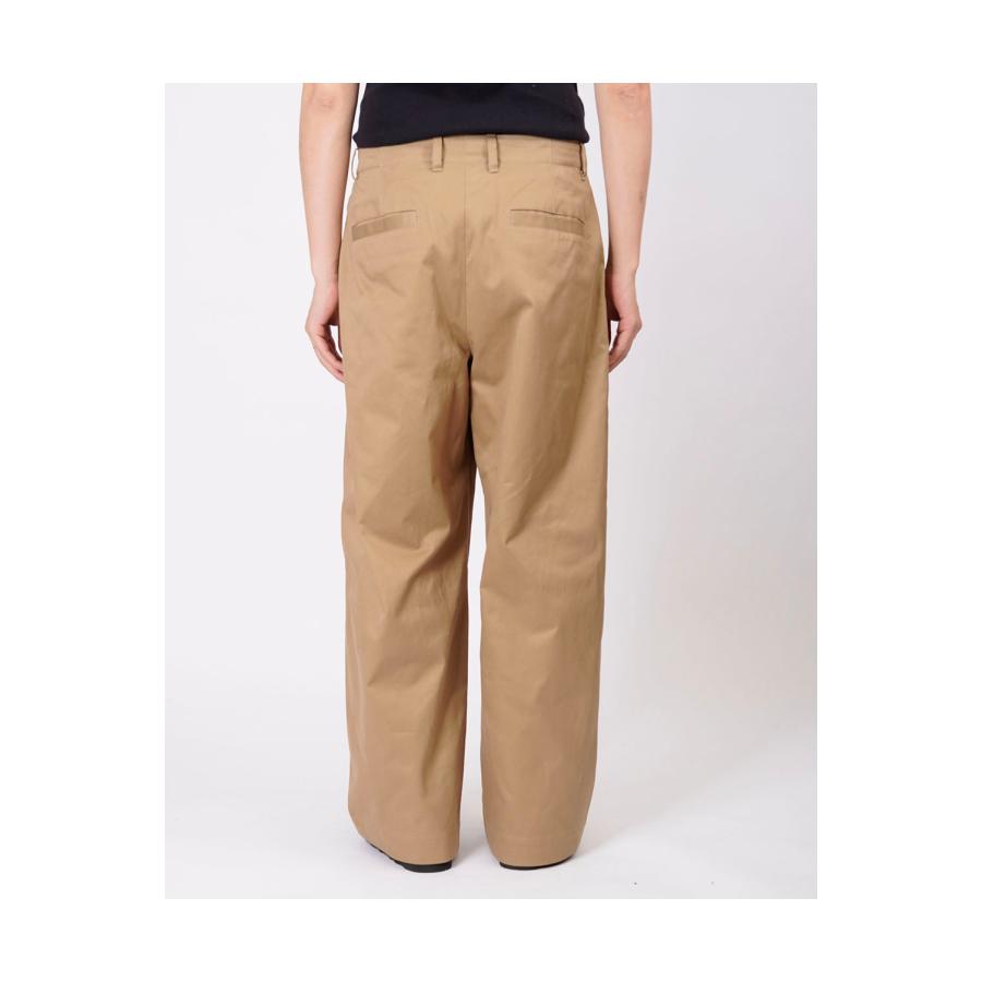 2TUCK WIDE CHINO TROUSERS - CAMEL (253-60502) Universal Products(ユニバーサルプロダクツ) |  | 03