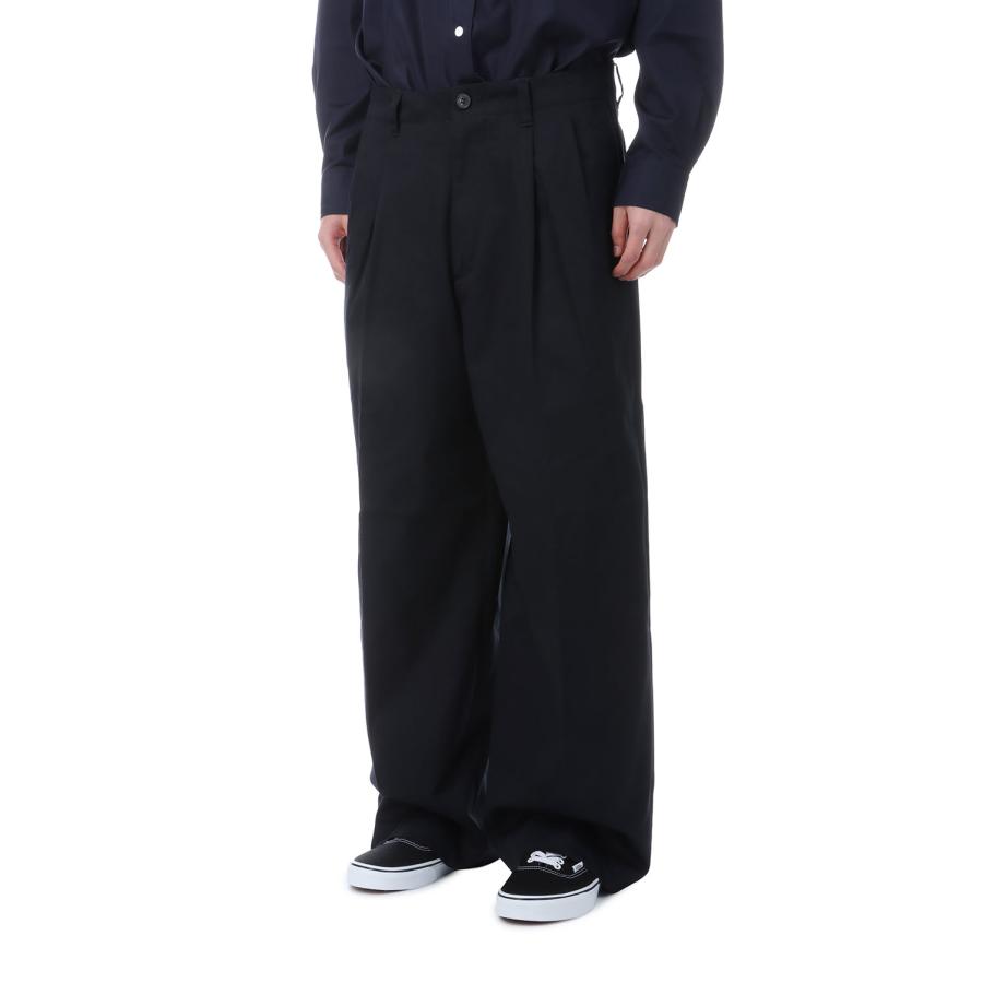 2TUCK WIDE CHINO TROUSERS - NAVY (253-60502) Universal Products(ユニバーサルプロダクツ) |  | 03