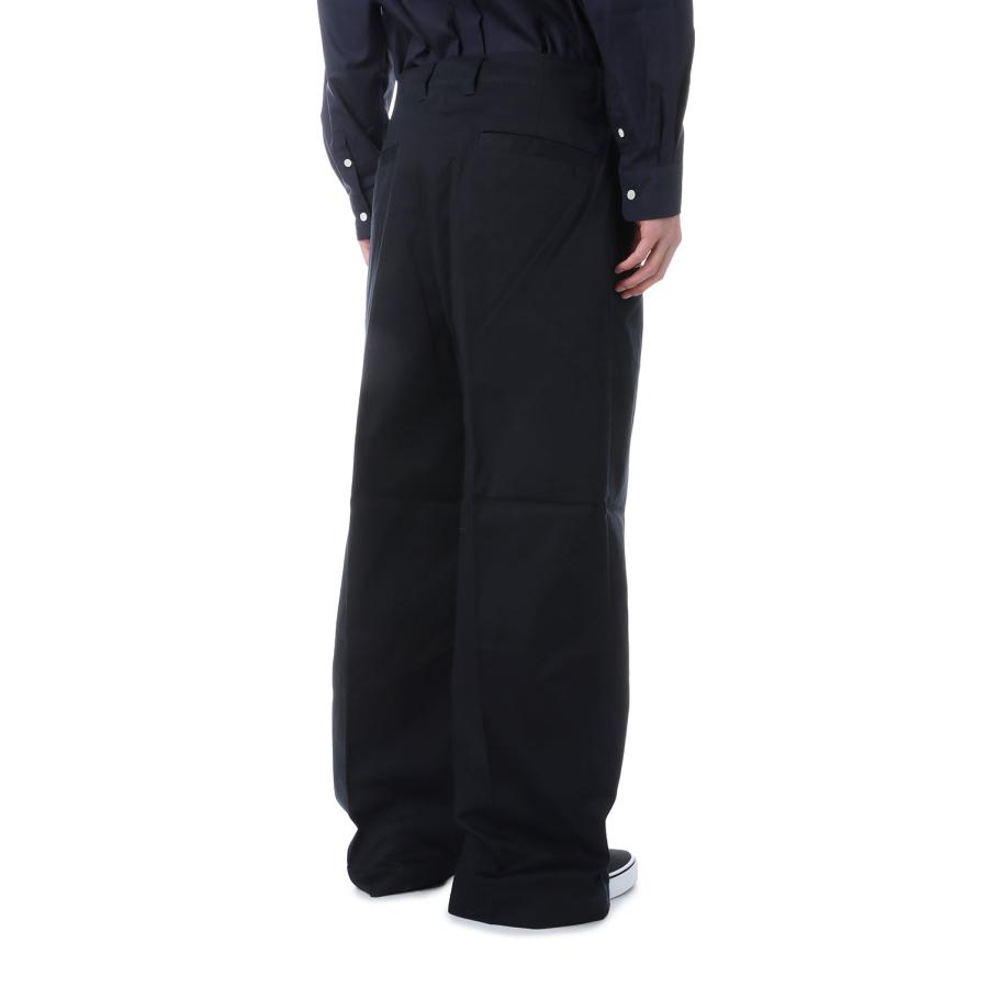 2TUCK WIDE CHINO TROUSERS - NAVY (253-60502) Universal Products(ユニバーサルプロダクツ) |  | 04