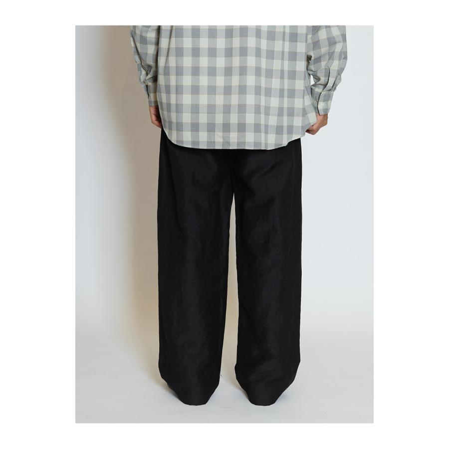 WOOL LINEN 2 TUCK TROUSERS - CHARCOAL (261-60504) Universal Products(ユニバーサルプロダクツ) |  | 03