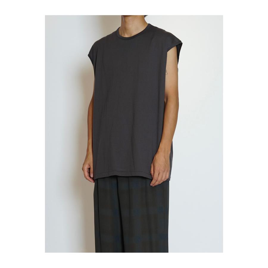 SLEEVE LESS T-SHIRTS - CHARCOAL (261-60107) Universal Products(ユニバーサルプロダクツ) |  | 02