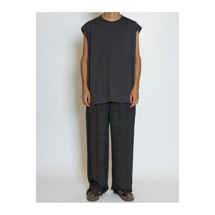 SLEEVE LESS T-SHIRTS - CHARCOAL (261-60107) Universal Products(ユニバーサルプロダクツ) |  | 04