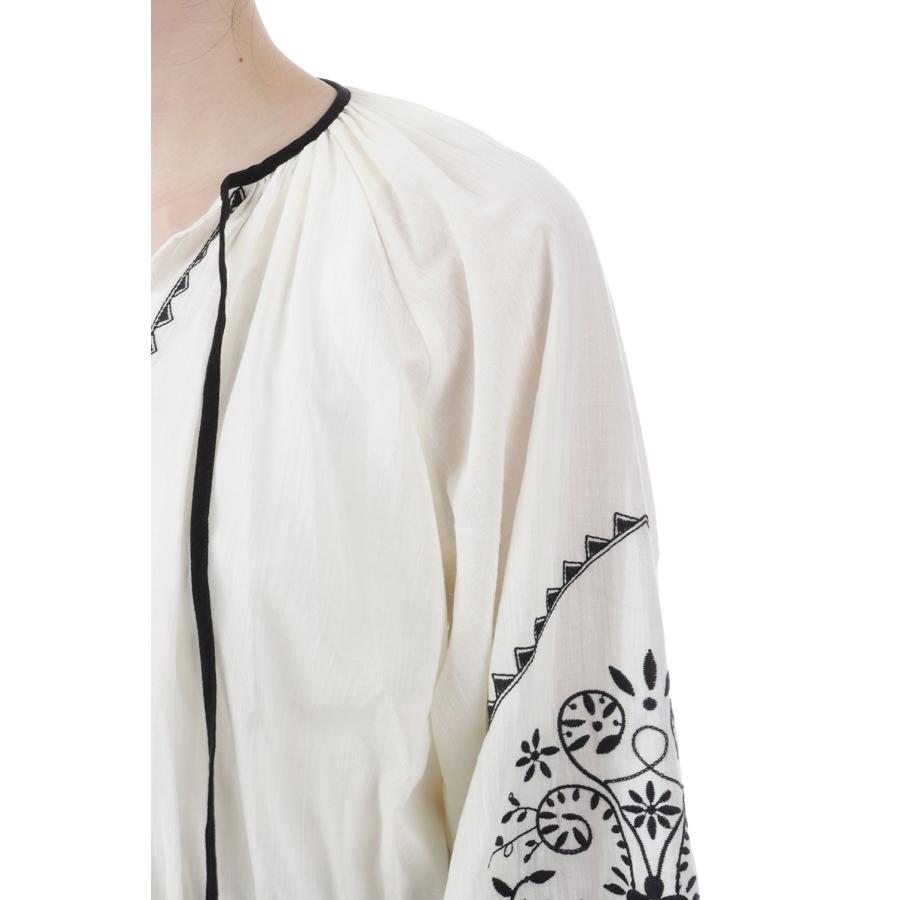 EMBROIDERED BLOUSE - 02 ECRU (26SMSBL09) Shinzone(シンゾーン) | THE SHINZONE | 04
