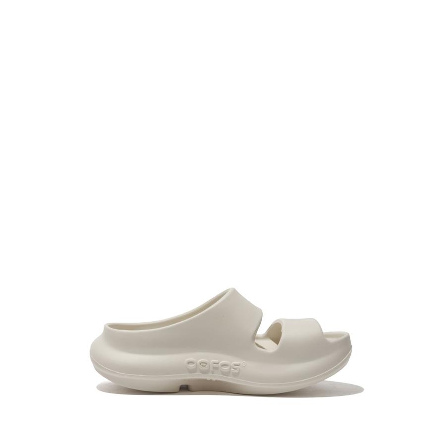 【P10倍】OOyea - CHALK (2000970140252) (~25cm) Oofos -Women-(ウーフォス) |  | 01