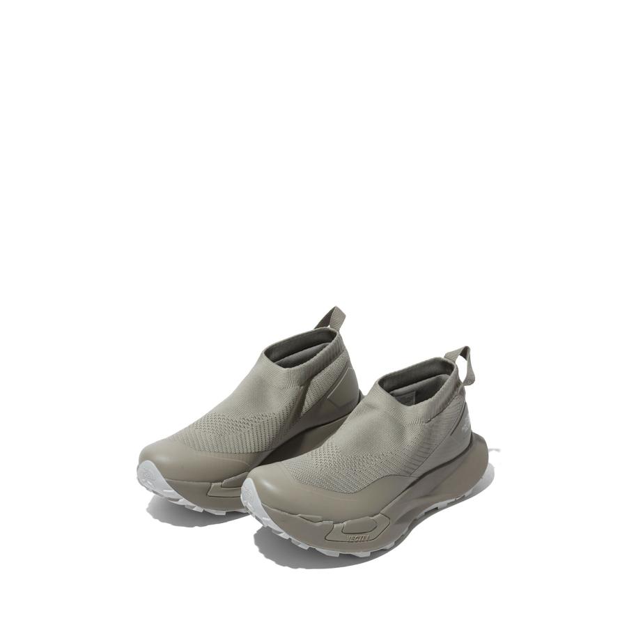 VECTIV Supple - Mushroom / Mushroom (NF52643) The North Face(ザ・ノース・フェイス) | THE NORTH FACE | 02