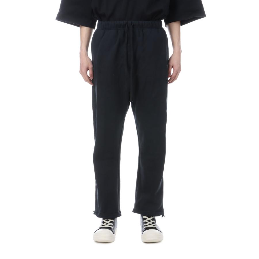 ACTIVE TRACE RELAXED SWEATPANT - VINTAGE BLACK (130SP268641F) ESSENTIALS(エッセンシャルズ) |  | 02