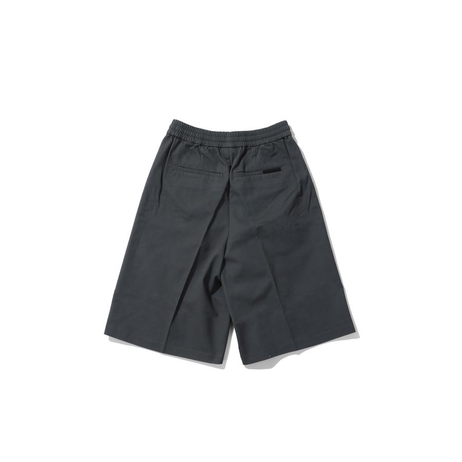 RELAXED DRAWSTRING SHORT - IRON GREY (RW00305) ESSENTIALS(エッセンシャルズ) |  | 01