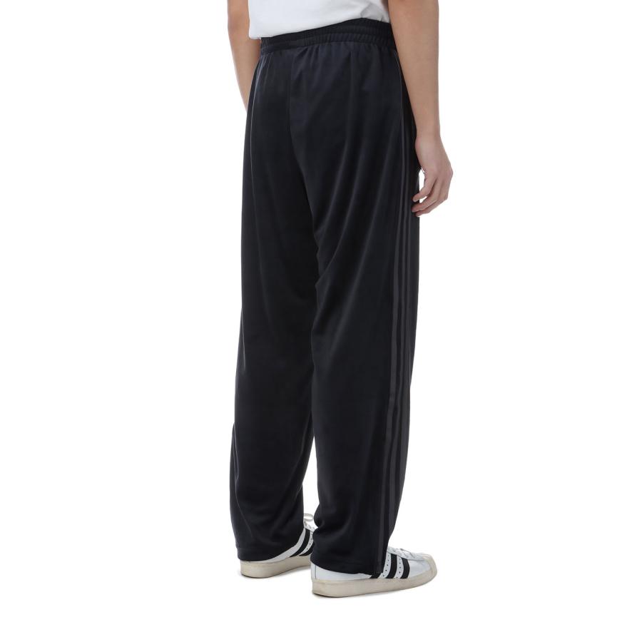 FB TP VELOUR - BLACK / KQ5481 (F25SMJU02) adidas Originals(アディダスオリジナルス) | adidas Originals | 03