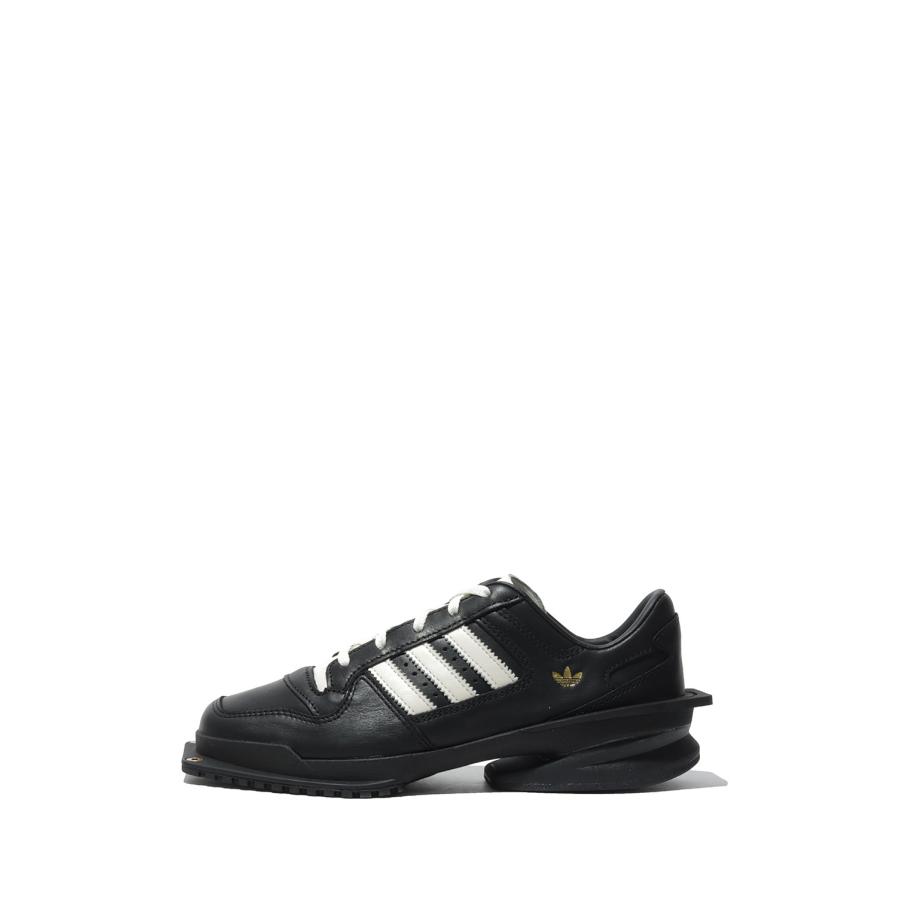 FORUM SQ WOMENS SHOE - CORE BLACK/CREAM WHITE/GOLD MET. (JP9073) adidas Originals -Women-(アディダスオリジナルス) | 