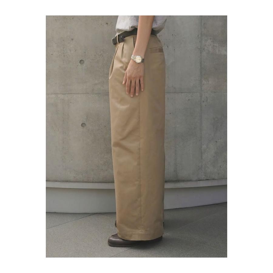 2TUCK WIDE CHINO TROUSERS - CAMEL (253-60502) Universal Products(ユニバーサルプロダクツ) |  | 03