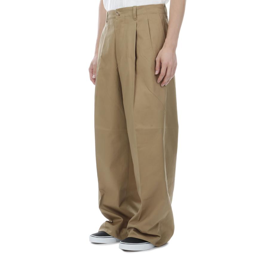 2TUCK WIDE CHINO TROUSERS - CAMEL (253-60502) Universal Products(ユニバーサルプロダクツ) |  | 05