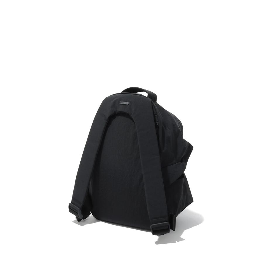 【 × EASTPAK】ESSENTIALS BACKPACK - BLACK (BP00027) ESSENTIALS(エッセンシャルズ) |  | 02