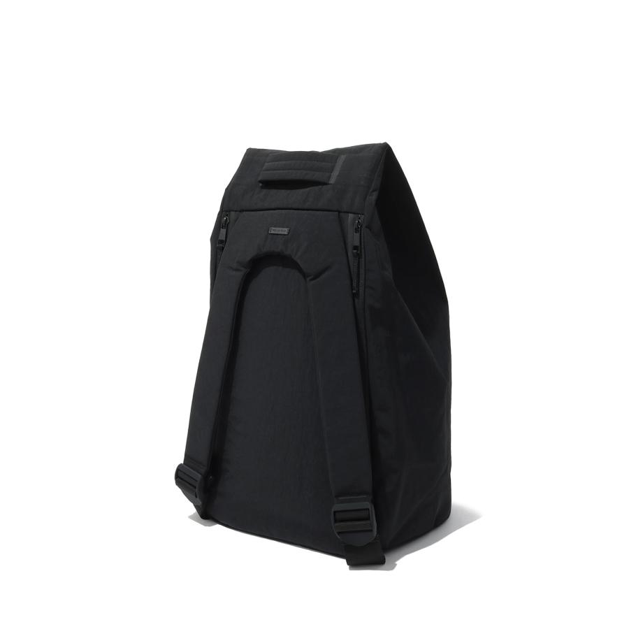 【 × EASTPAK】SPORTS DUFFLE - BLACK (BP00028) ESSENTIALS(エッセンシャルズ) |  | 02