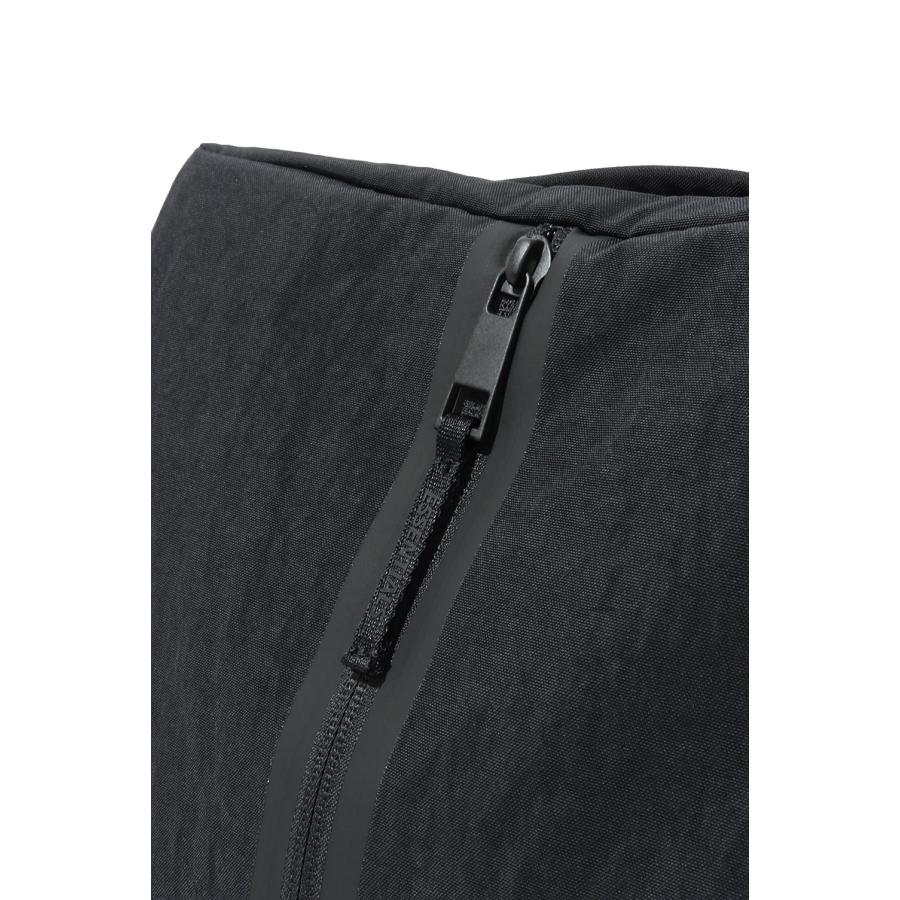 【 × EASTPAK】SPORTS DUFFLE - BLACK (BP00028) ESSENTIALS(エッセンシャルズ) |  | 04