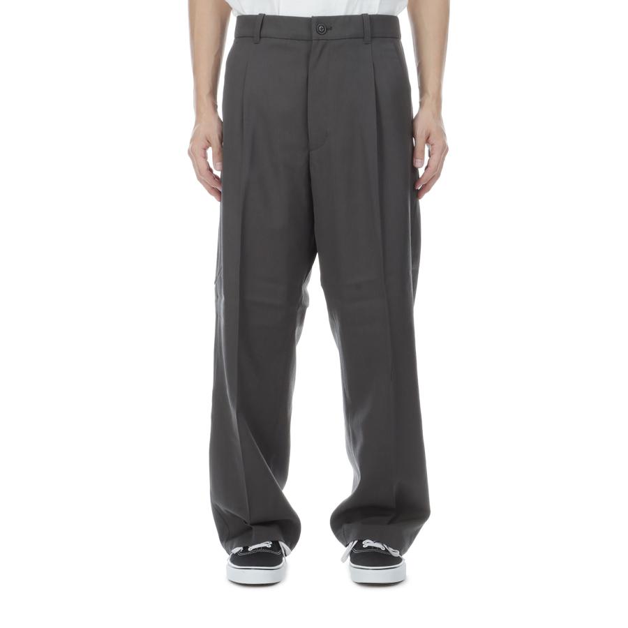 One Tuck Straight Wool Pants - CHARCOAL GRAY (GL75753) Goldwin(ゴールドウイン) |  | 02
