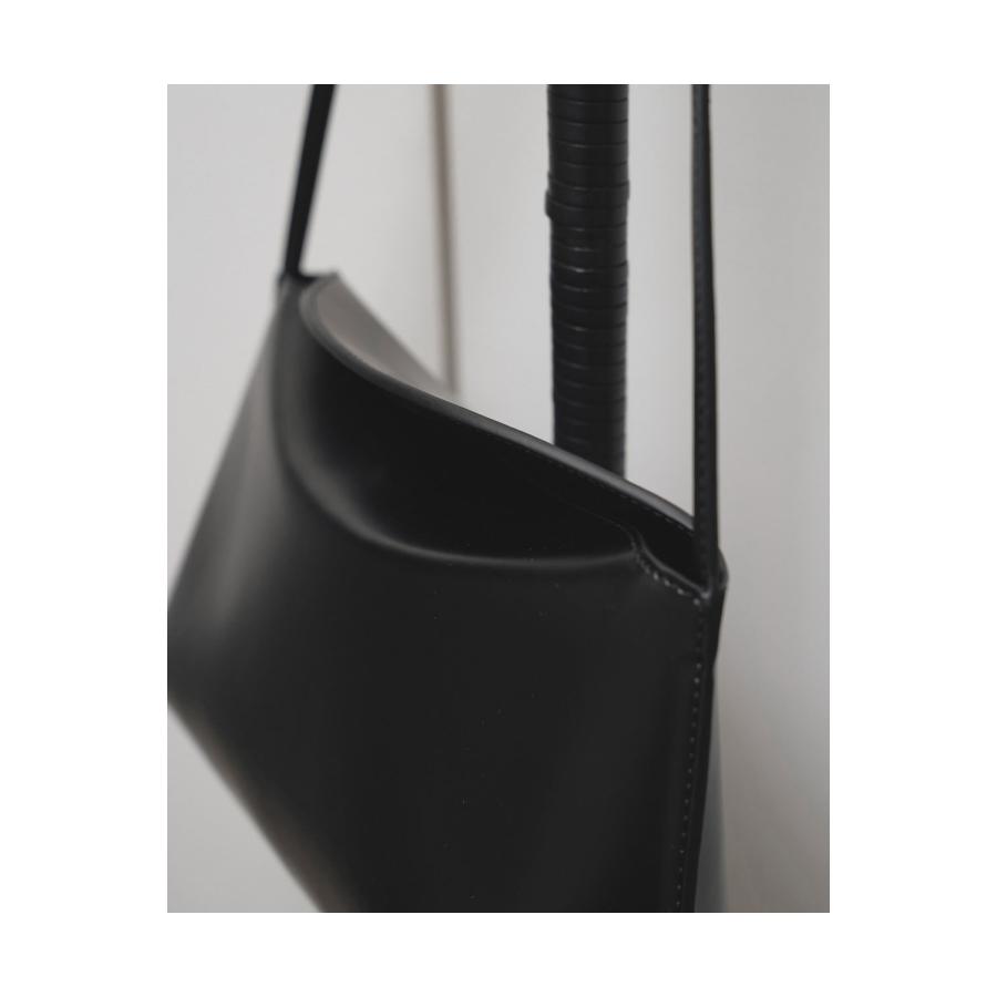 【予約会開催中】Sleek Leather Bag - BLACK (12621029) Todayful(トゥデイフル) | TODAYFUL | 03