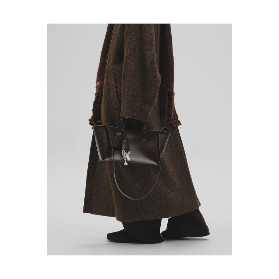 【予約会開催中】Useful Leather Bag (M) - DARK BROWN (12621040) Todayful(トゥデイフル) | TODAYFUL | 01