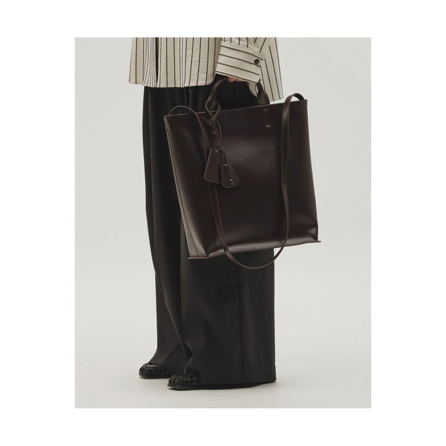 【予約会開催中】Useful Leather Bag (L) - DARK BROWN (12621041) Todayful(トゥデイフル) | TODAYFUL | 01