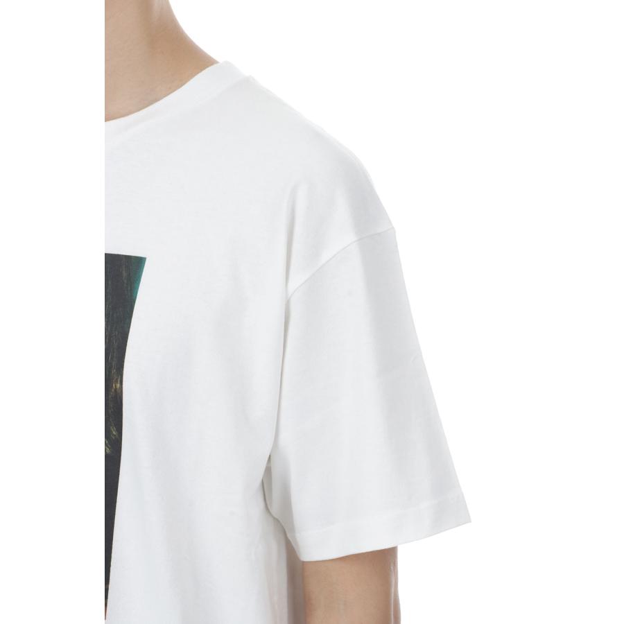Mike Dowson Holding a Banana Girl Photo Tee by Stie-lo - WHT (STLMD002) Minedenim(マインデニム) |  | 06