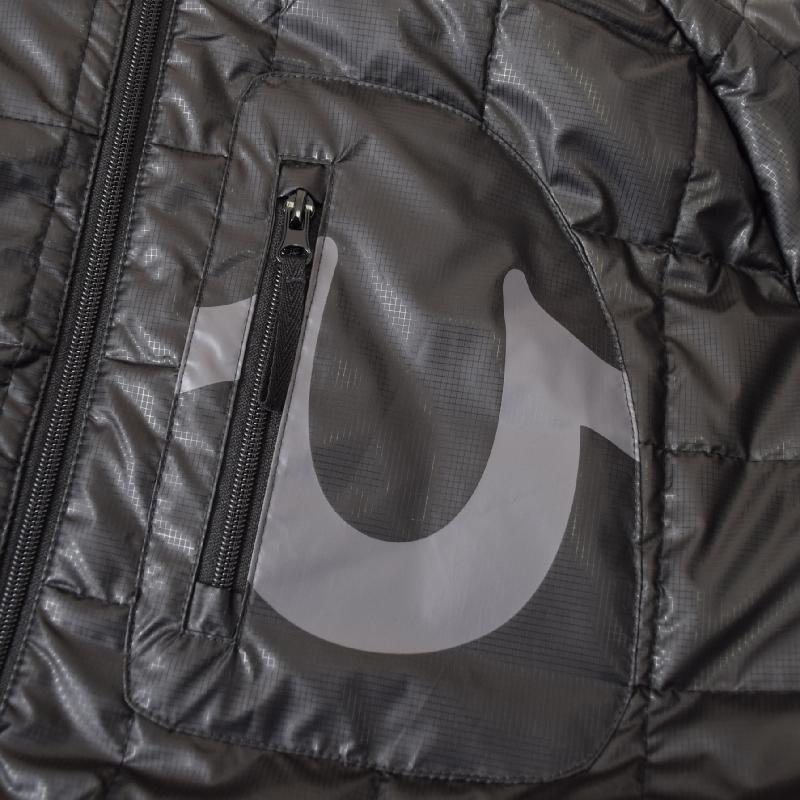 大きいサイズ メンズ TRUE RELIGION トゥルーレリジョン GEO QUILTED HOODED PUFFER JACKET フード キルティング 中綿ジャケット XXL XXXL | TRUE RELIGION | 04