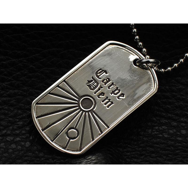 【納期2週間】裏面刻印可能 DEFiプレミアムドッグタグネックレス TATTOOシリーズ Carpe Diem シルバー925を贅沢に使用　高級感の画像